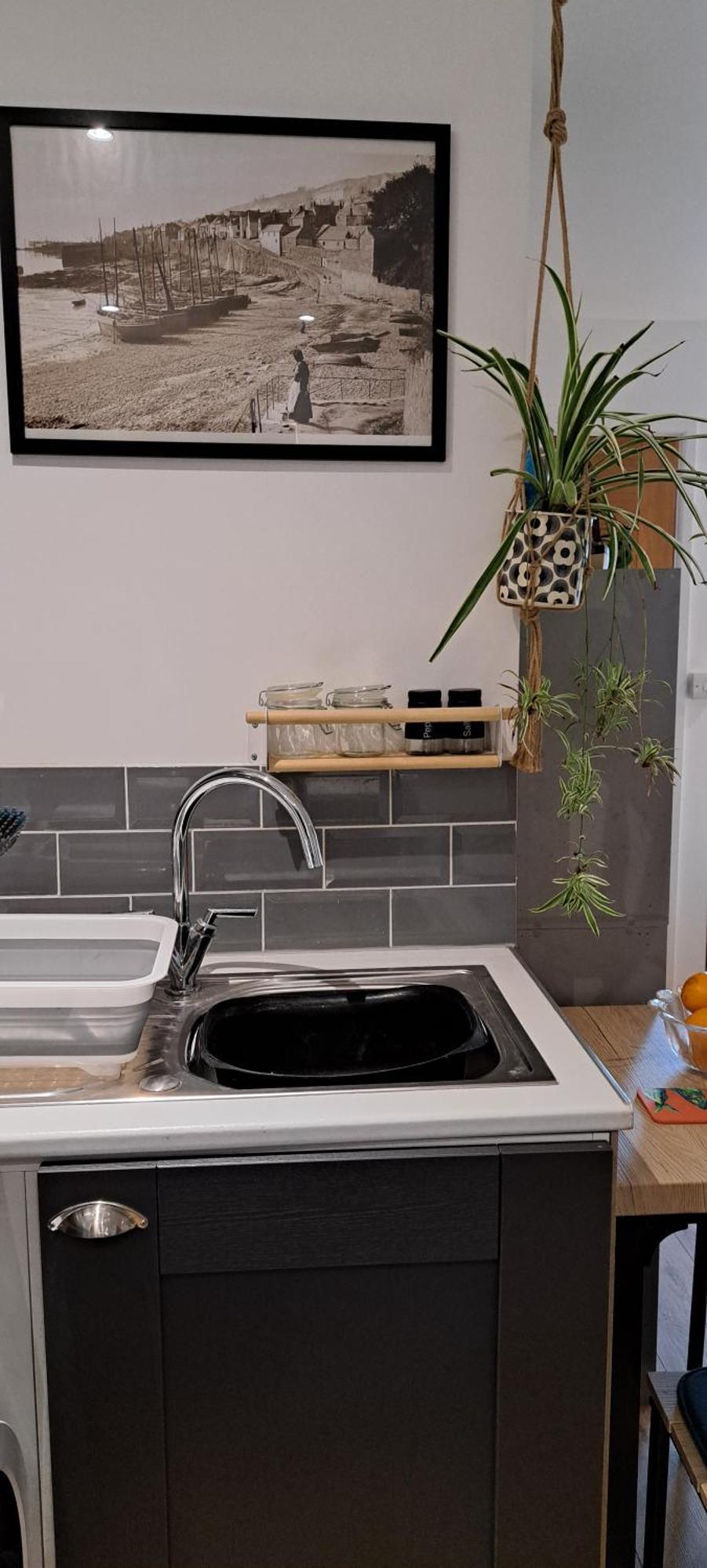 ניולין Modern Studio Apartment With Outstanding Views, Sleeps 2 מראה חיצוני תמונה